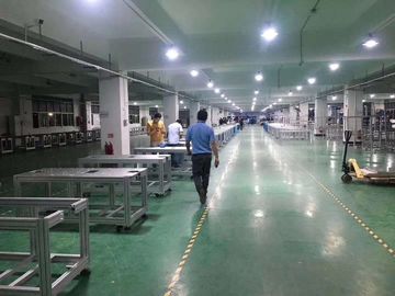 ऑटो मेडिकल 3 प्लाई गैर बुना चेहरा मास्क बनाने की मशीन आपूर्तिकर्ता